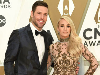 Mike Fisher takes sons fishing: “I love watching these 2 grow up”