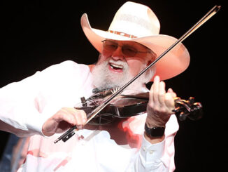 Country stars react to Charlie Daniels’ passing: “I’m so sad he’s gone”
