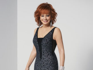 Reba McEntire, Vince Gill to step back into the Grand Ole Opry circle this month