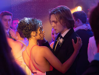 ‘Words on Bathroom Walls’ stars talk accurately portraying mental illness