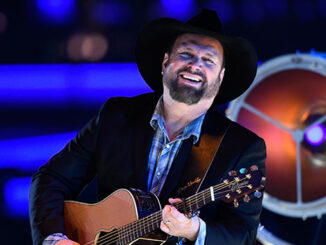 Garth Brooks wants to make his stadium shows virtual post-pandemic