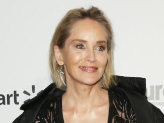 “One of you…did this”: Sharon Stone blames “non-mask wearers” for family’s COVID-19 plight