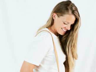 Lauren Akins launches limited edition handbag line to benefit Love One