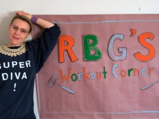 Felicity Jones and Kate McKinnon pay tribute to Ruth Bader Ginsberg