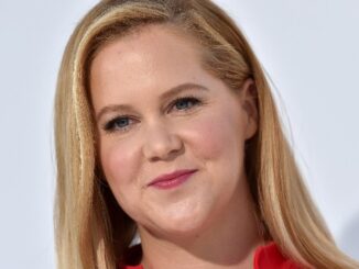 Amy Schumer rejoices as son Gene says “mom” for the first time
