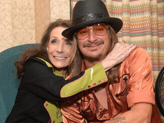 No, Kid Rock and Loretta Lynn did not get married