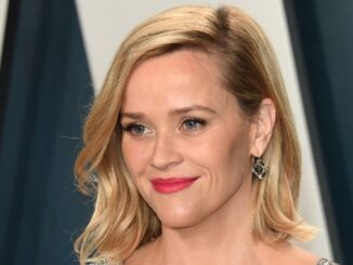 Reese Witherspoon hilariously reveals how homeschooling her 7-year-old is going