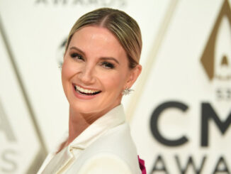 Jennifer Nettles will be a judge on TBS’ new extreme talent competition ‘Go-Big Show’