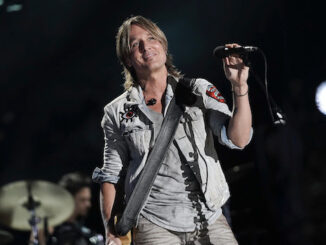 Keith Urban’s “Say Something” remembers his dad: “I wanted to take it into a personal place