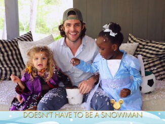 Thomas Rhett hopes to raise his Black daughter to have “open conversations” and “grow up proud of herself”