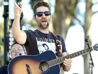 Josh Turner’s Iowa concert is thought to be the first socially-distanced, pandemic-era US arena show