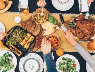 ‘Friendsgiving’: Chaos is on the menu in new holiday comedy