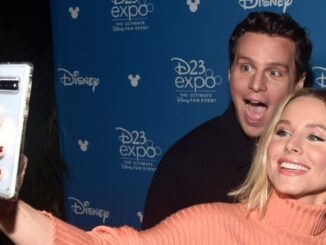 Personal pain leads ‘How I Met Your Mother’ creators to Kristen Bell/Jonathan Groff movie musical