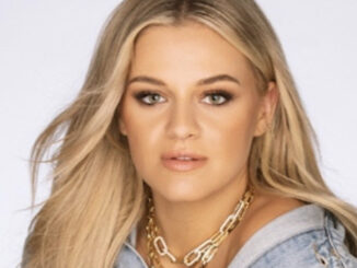 Kelsea Ballerini brings home some new RIAA accolades as “hole in the bottle” continues its climb