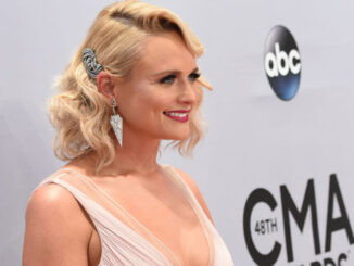 Miranda Lambert plants tree in honor of late dog Waylon