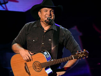 Garth Brooks remains hopeful for 2021: “Let’s love one another”
