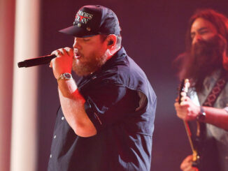 Luke Combs teases the release of a live concert film: “Man, I miss live music”