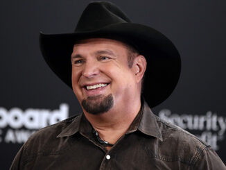 Garth Brooks moves Charlotte stadium show to September